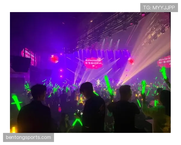 萨卡这训练完直接去夜店蹦迪的体力，真当自己是永动机？
