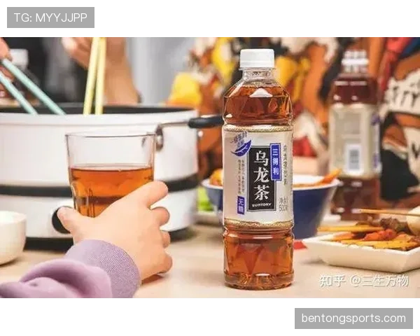 龚翔宇家的冰箱里塞满蛋白粉，连饮料都喝无糖的